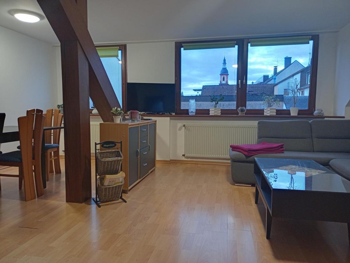 Zentrale Ferienwohnung Mit Blick Auf Die Paulinskirche Трир Экстерьер фото